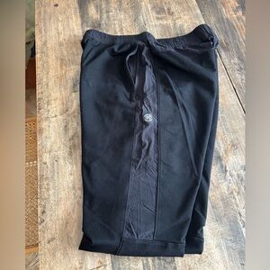 Reigning champs joggers